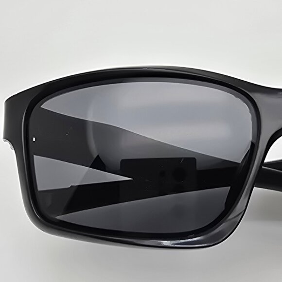 Oakley OO9247-15 Chainlink Covert Matte Black Frame Polarized Grey Sunglasses - Picture 14 of 14